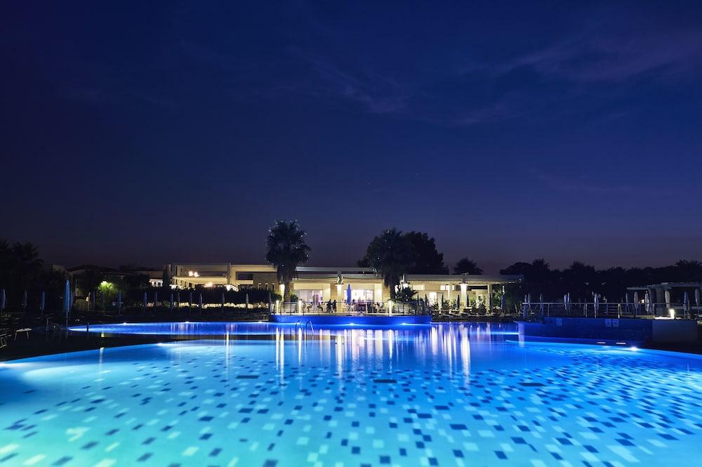 Riva Marina Resort - Cdshotels กาโรวิญโญ ภายนอก รูปภาพ