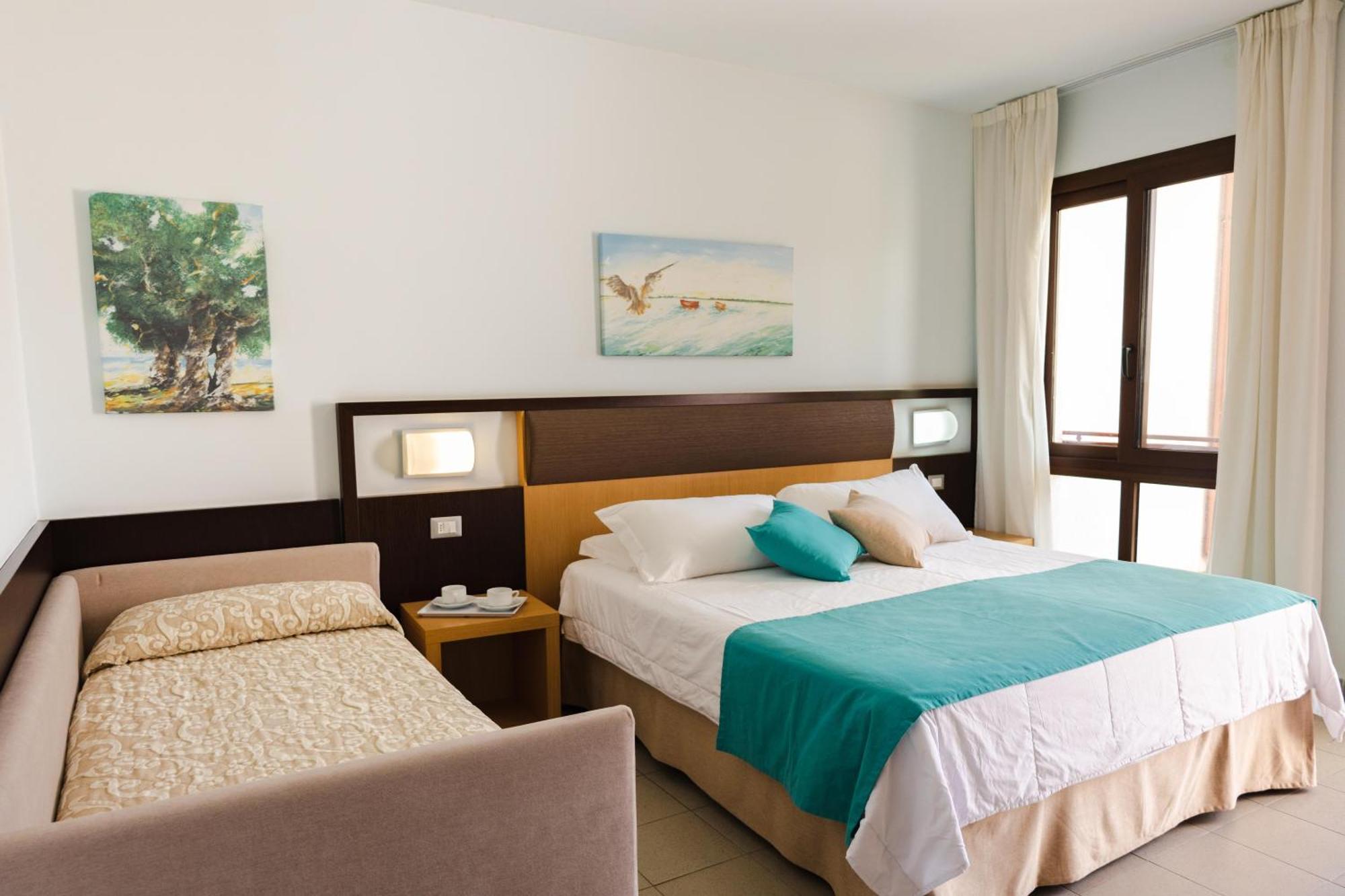 Riva Marina Resort - Cdshotels กาโรวิญโญ ภายนอก รูปภาพ