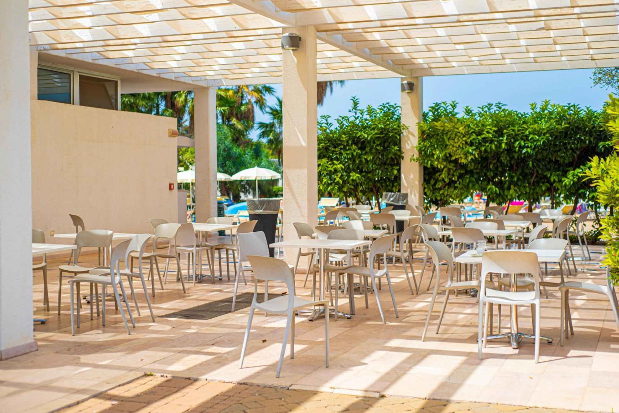 Riva Marina Resort - Cdshotels กาโรวิญโญ ภายนอก รูปภาพ