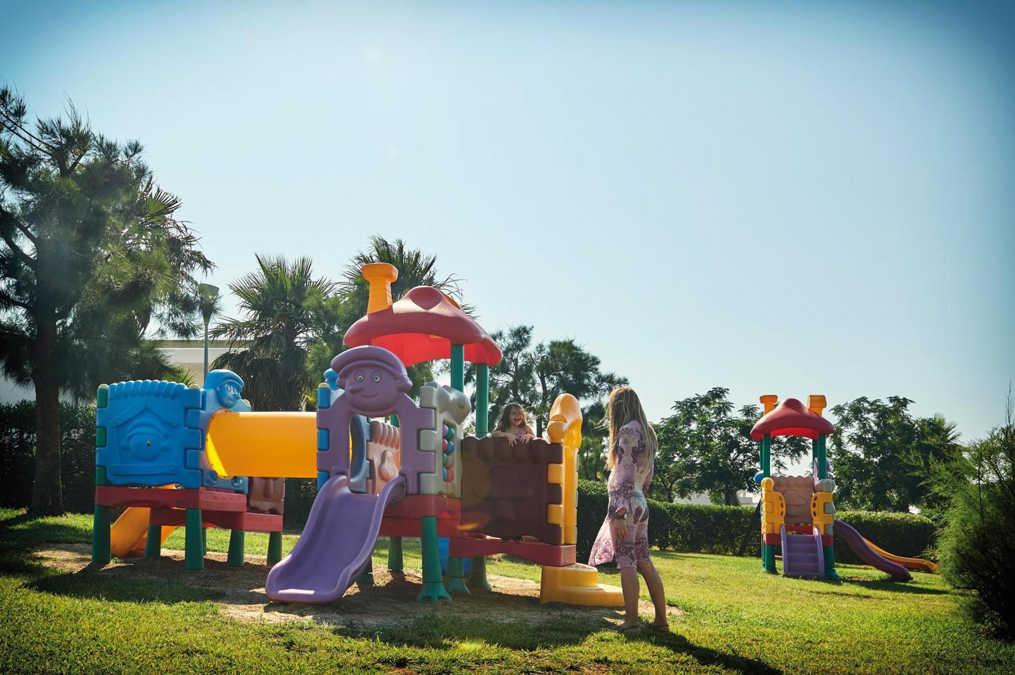 Riva Marina Resort - Cdshotels กาโรวิญโญ ภายนอก รูปภาพ
